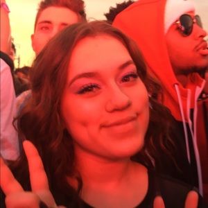 Meet your Posher, Brittney